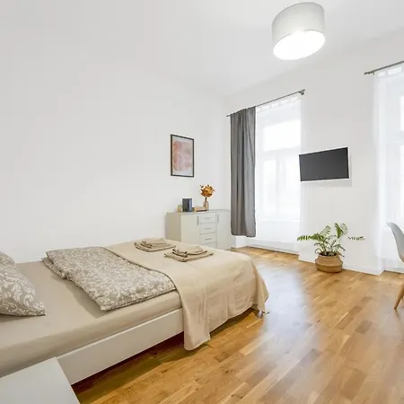 New In The Heart Of Apartman